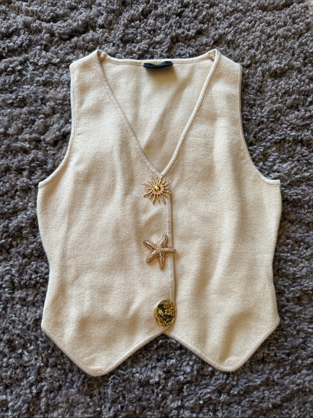 Vici Cream Knit V-Neck Tank with Sun & Starfish Button Accents